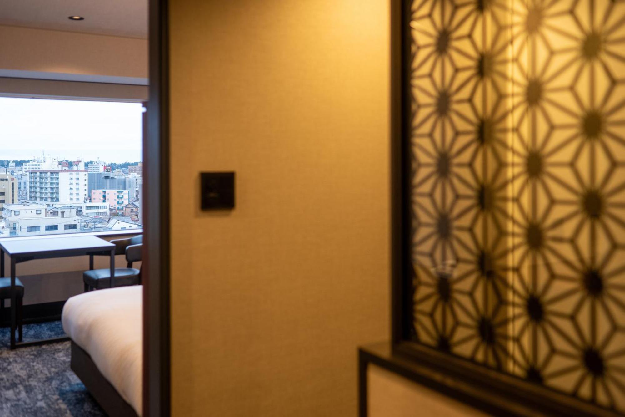 Niigata Grand Hotel Exterior photo